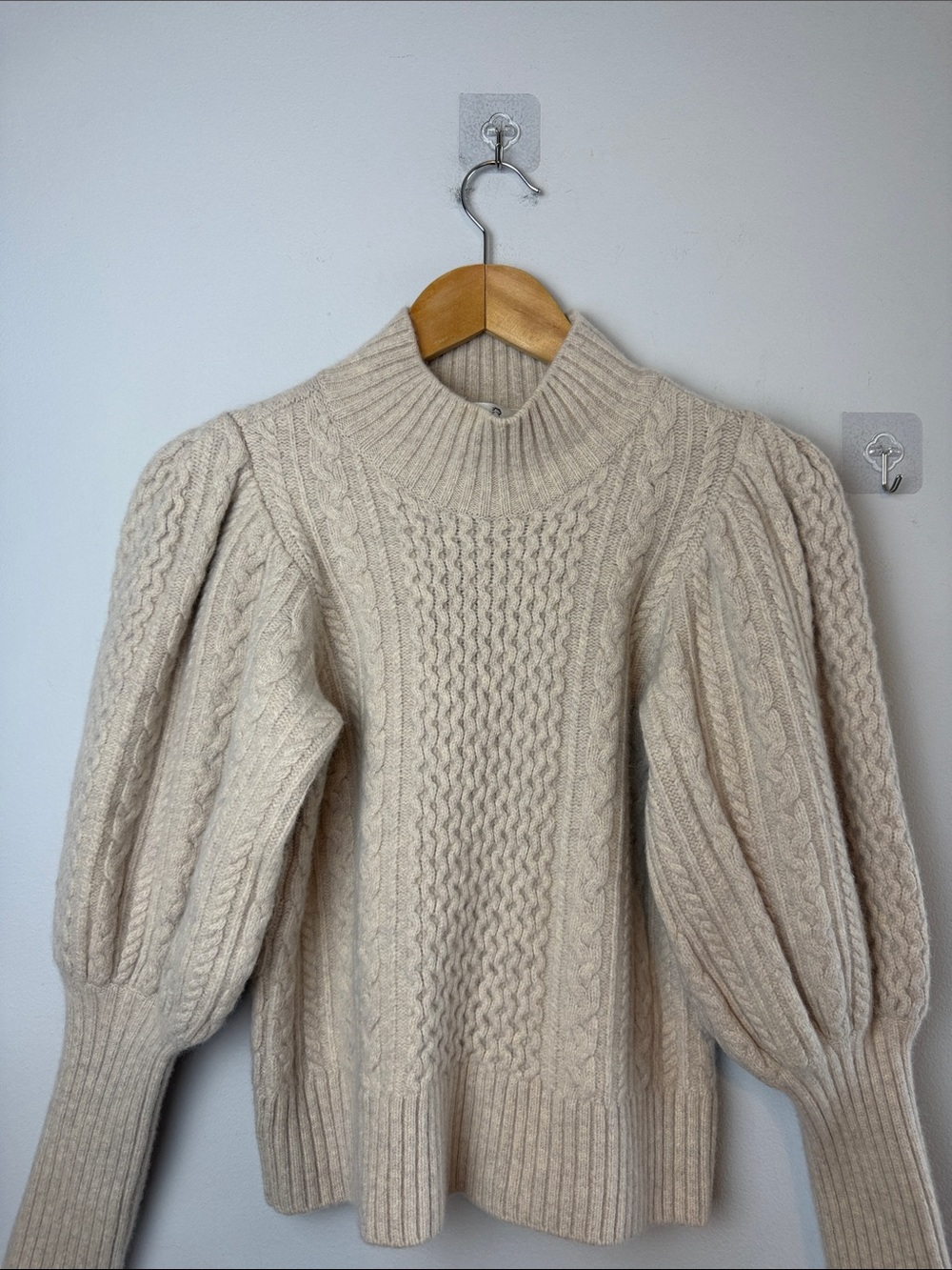 Sea New York Cable Stitch Sweater Extrafine Merino Wool in Barley Small Luxury - Picture 5 of 16